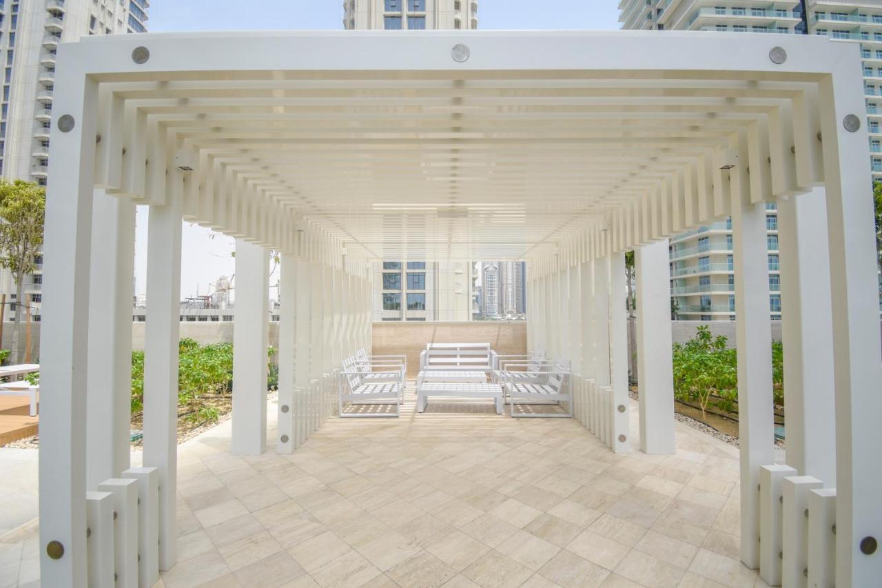 Apartment Mint - Vista 1 Emaar Beachfront Dubai