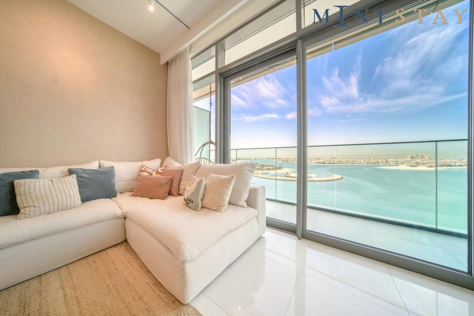 Mint - Vista 1 Emaar Beachfront Dubai